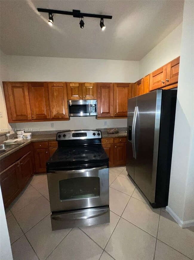 Photo - 3500 Oaks Clubhouse Dr