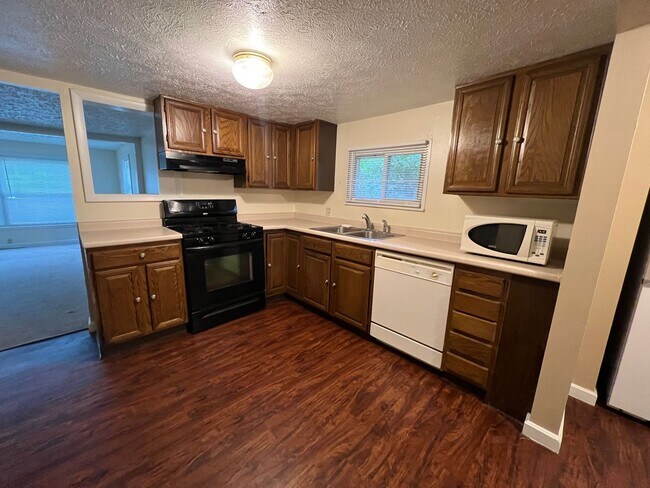 Foto del edificio - 115 E Montrose St