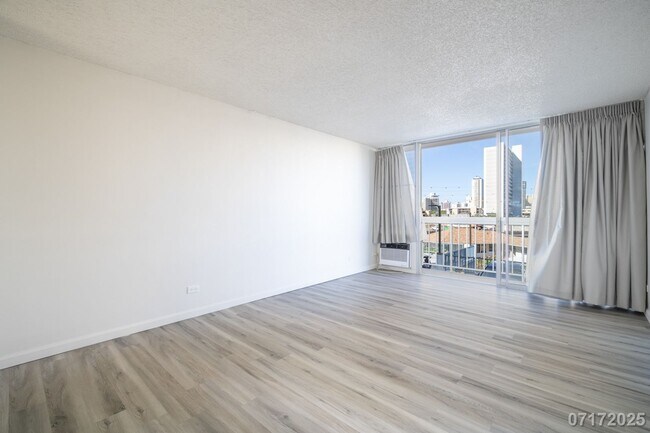 Foto del edificio - $2,545 / 2br - 717ft2 - Plumeria Hale 2br,...