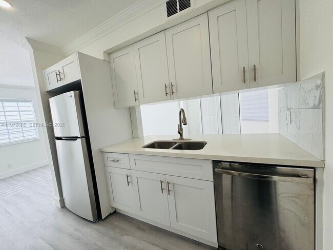 Foto del edificio - 365 SW 86th Ave