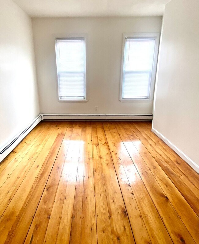 Foto del edificio - 284 Chelsea St