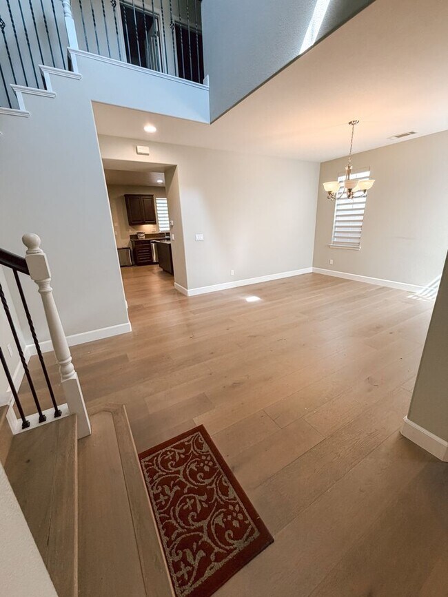 Foto del edificio - 6238 Murdock Way