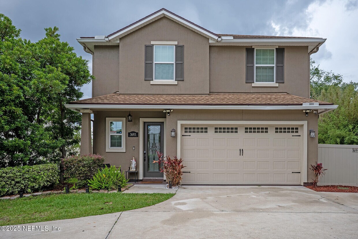 Primary Photo - 3693 Lightview Ln