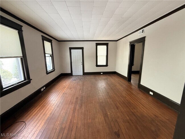 Foto del edificio - 3672 E 48th St