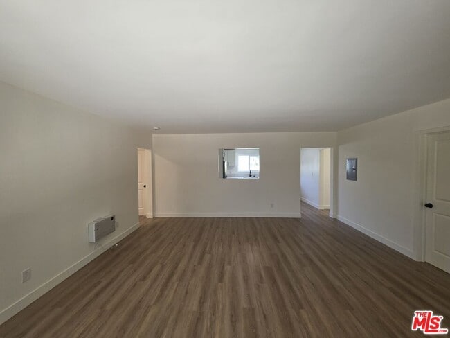 Building Photo - 25226 Loytan St