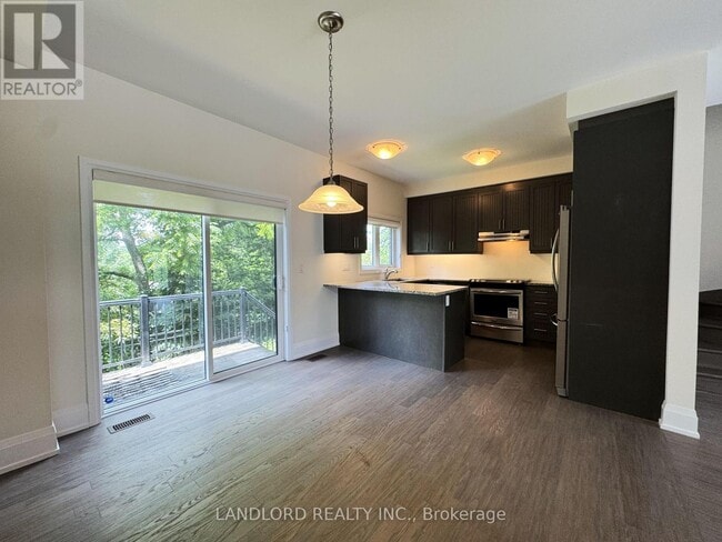Building Photo - 47 Kenneth Wood Cres