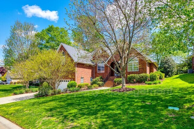 Foto del edificio - 1126 Blowing Rock Cove