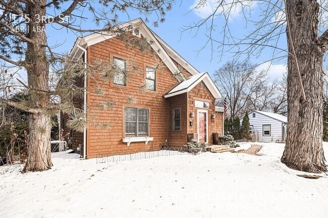 Building Photo - 175 3rd St