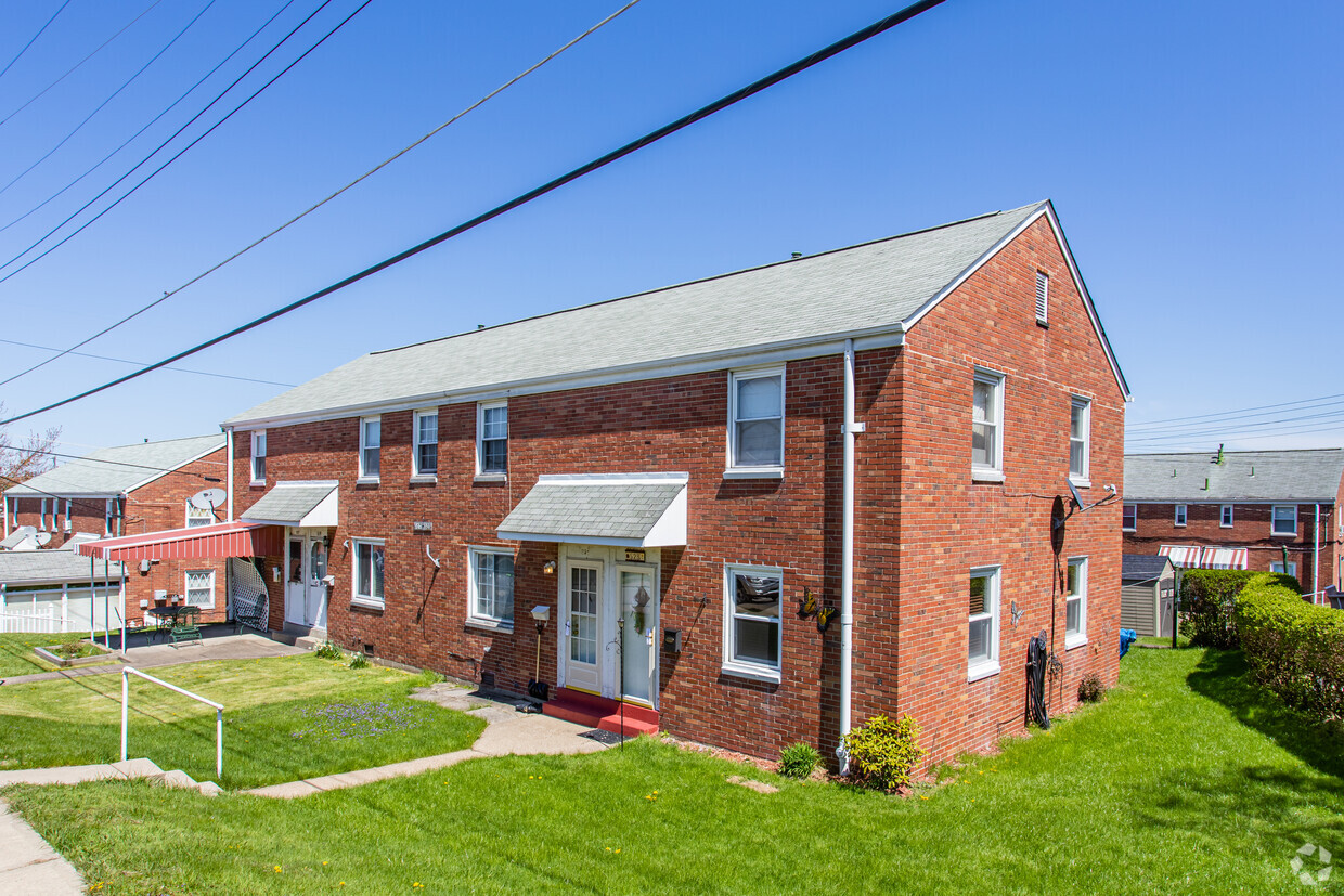 Primary Photo - Riverview Homes