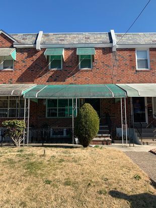 Primary Photo - Beautiful 3 Bedroom House With Basement
