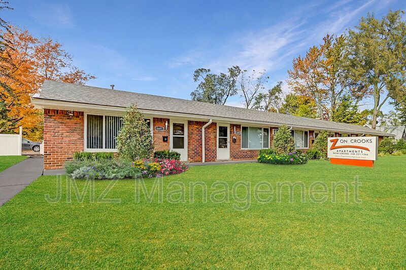 Primary Photo - 4415 Crooks Rd