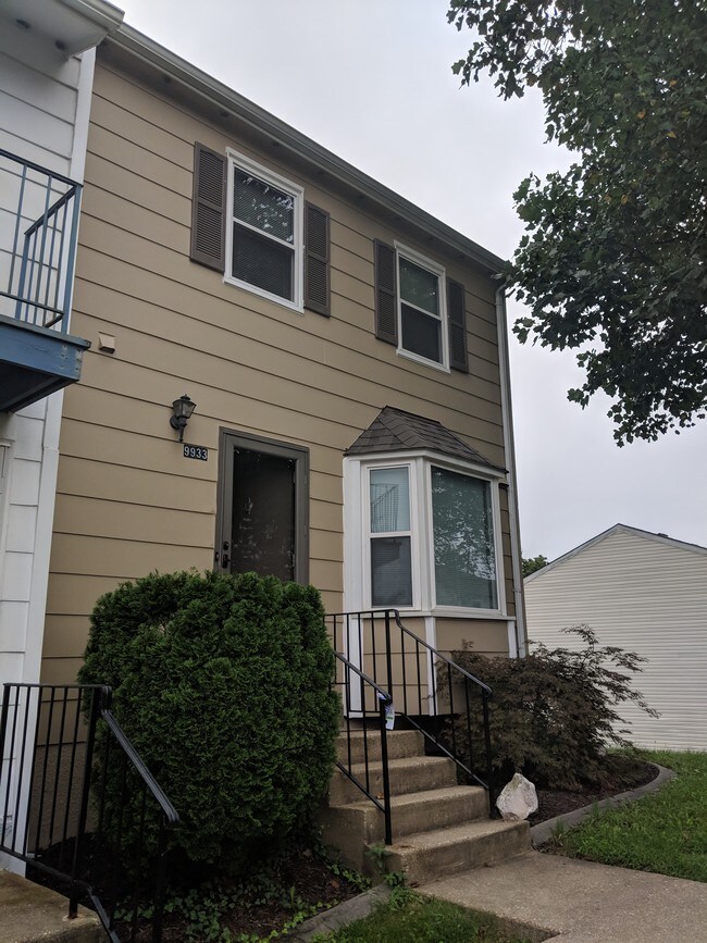 9933 Campus Way S, Largo, MD 20774 Townhouse for Rent in Largo, MD
