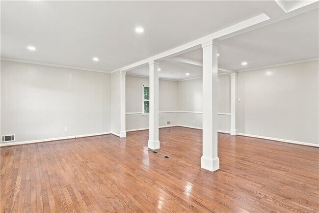 Foto del edificio - 6776 Tilton Ln NW