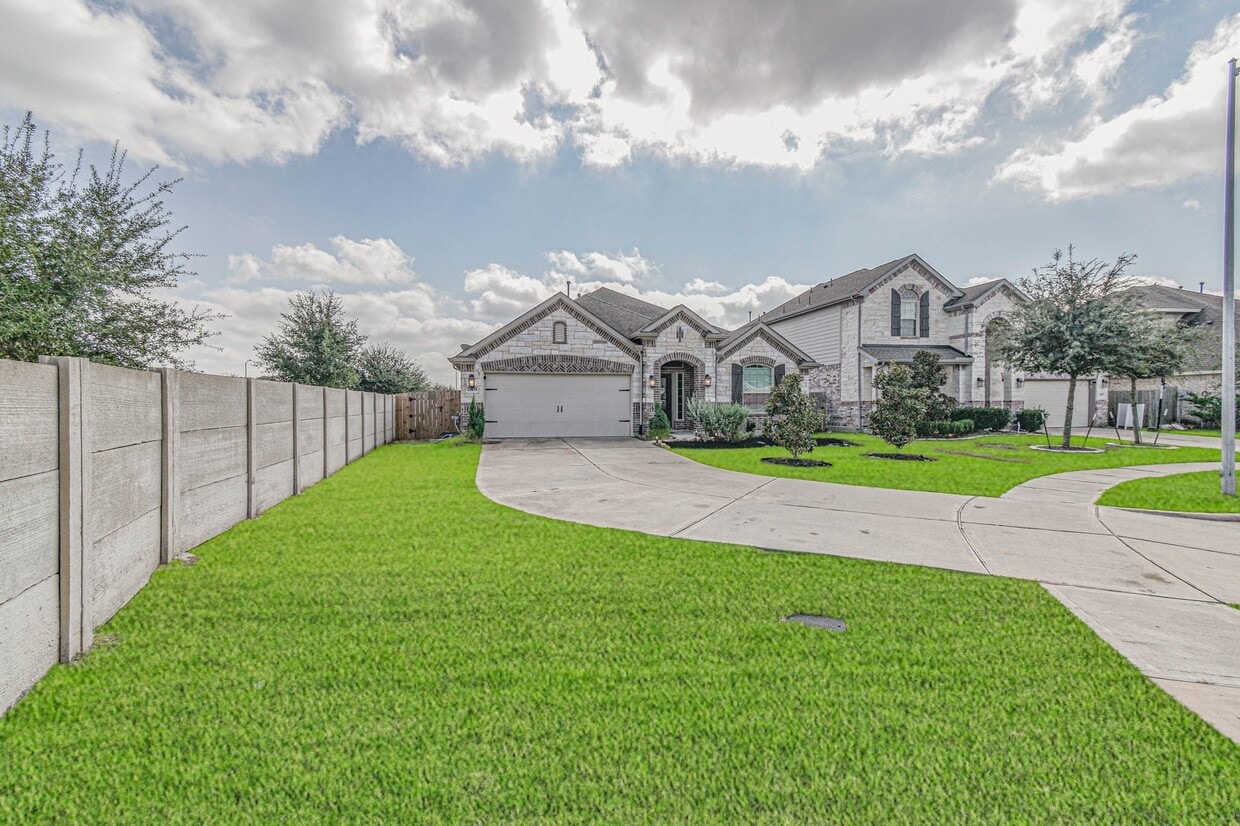 Foto principal - 2603 Belmont Park Ln