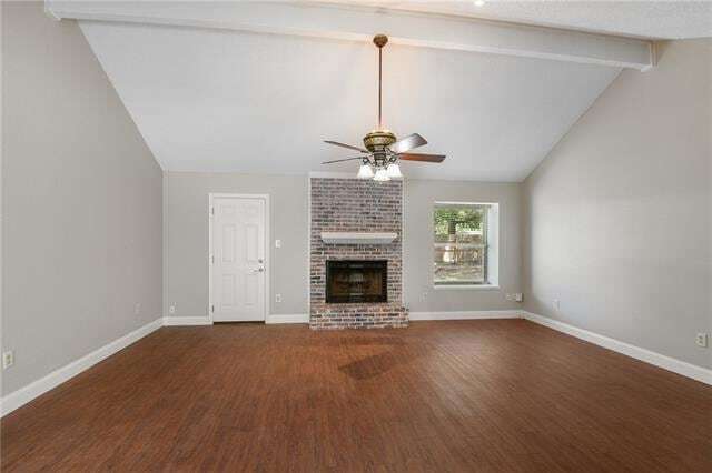 Foto del edificio - 433 Grafton Dr