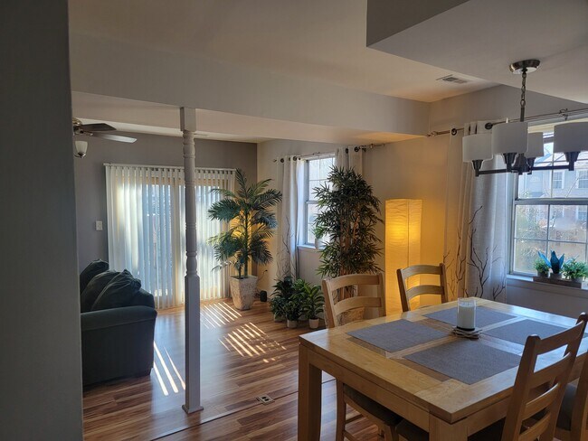 Foto del edificio - 5219 Quince Ct