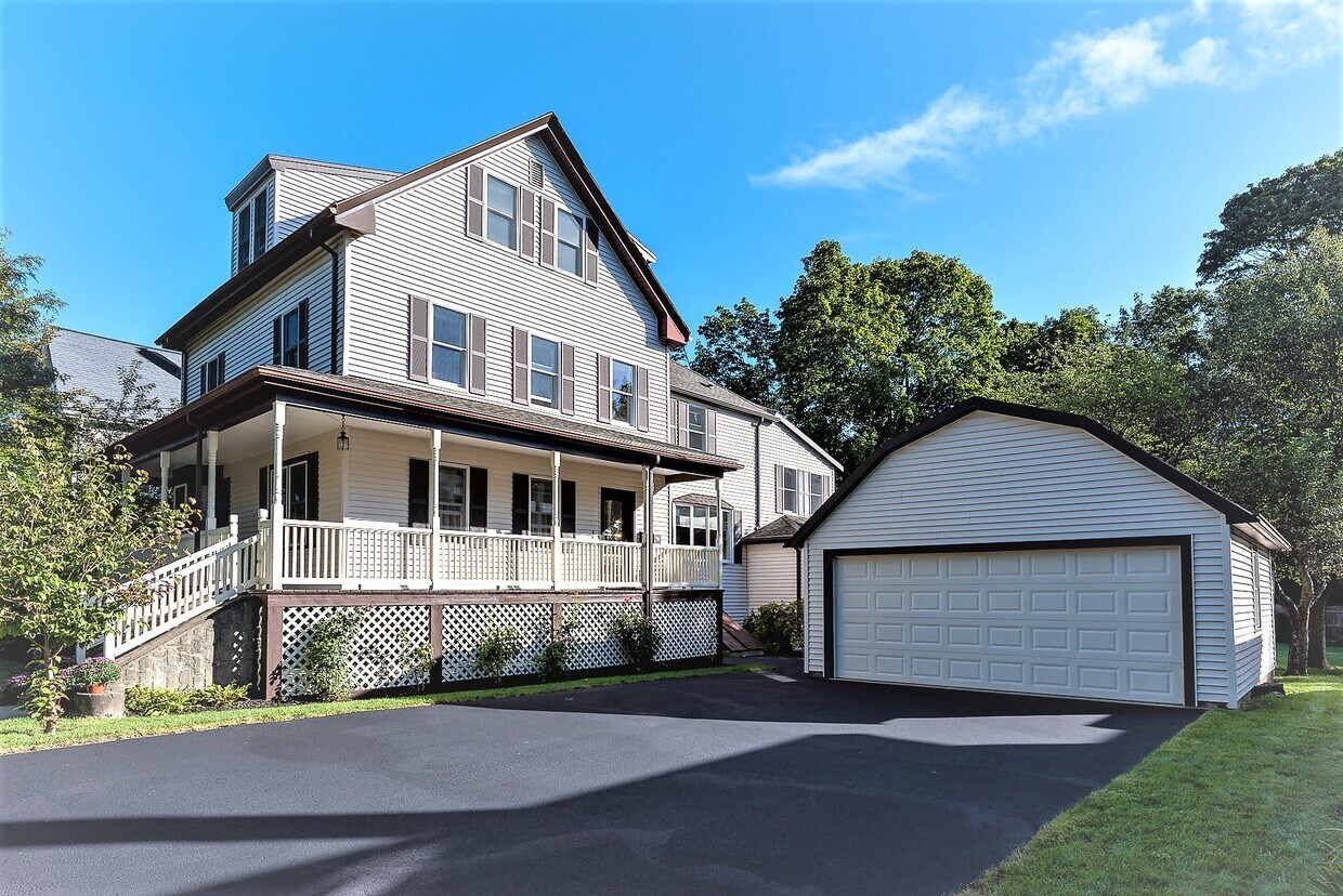 12 Grant St, Natick, MA 01760 Townhome Rentals in Natick MA