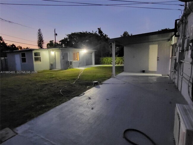 Foto del edificio - 29420 SW 152nd Ave