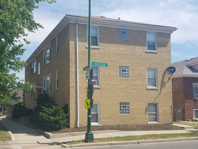 6 Unit Apartment Building For Sale Chicago