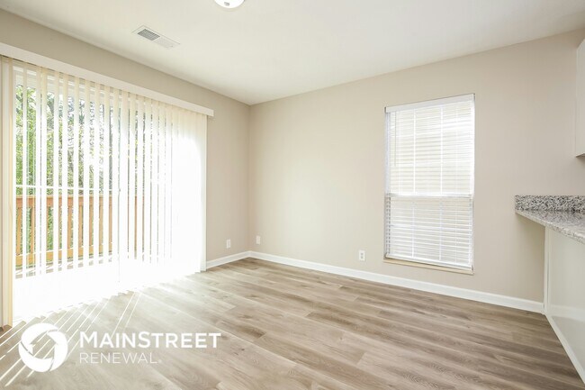 Foto del edificio - 5927 Colchester Dr