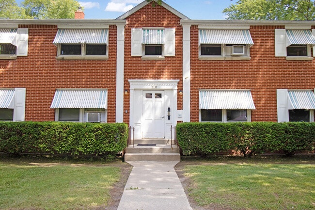 Building Photo - 3140 S 48th St