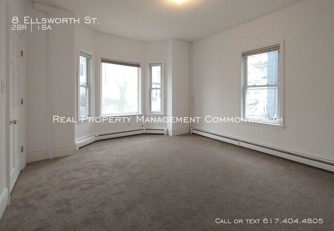 Building Photo - Great Location in Somerville
