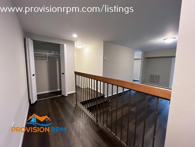 Foto del edificio - 16 Silverwood Cir