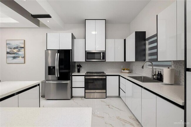 Foto del edificio - 4909 Sequoia Ave