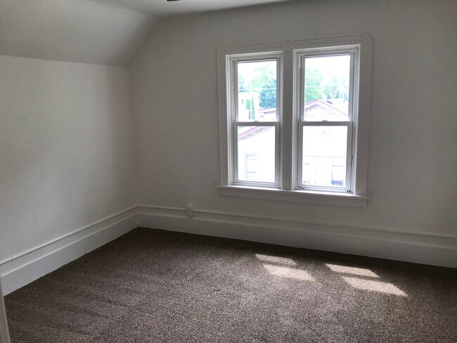 Bedroom 1 - 138 W 2nd St