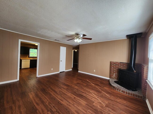 Building Photo - 116 Joiner Dr