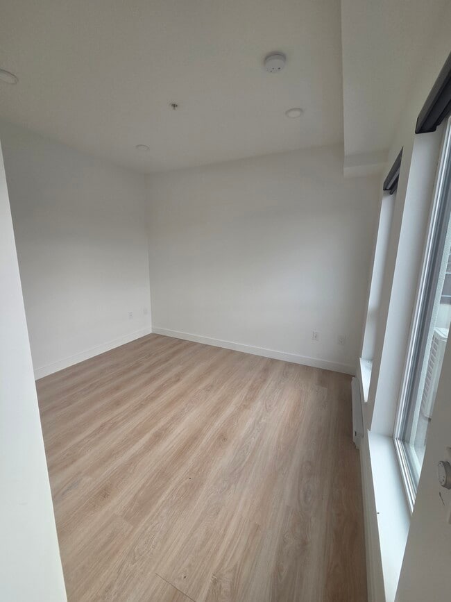 Bedroom - Hilltop Manors II