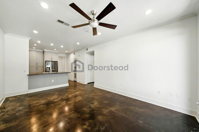 Foto del edificio - 4414 Cedar Springs Rd