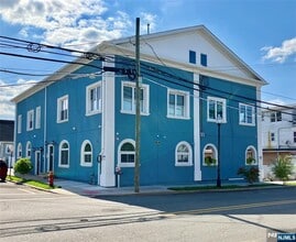 Building Photo - 561 Van Houten Ave