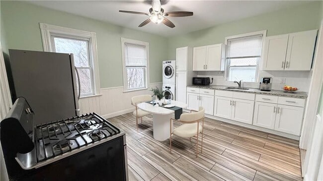 Building Photo - 78 Cypress St