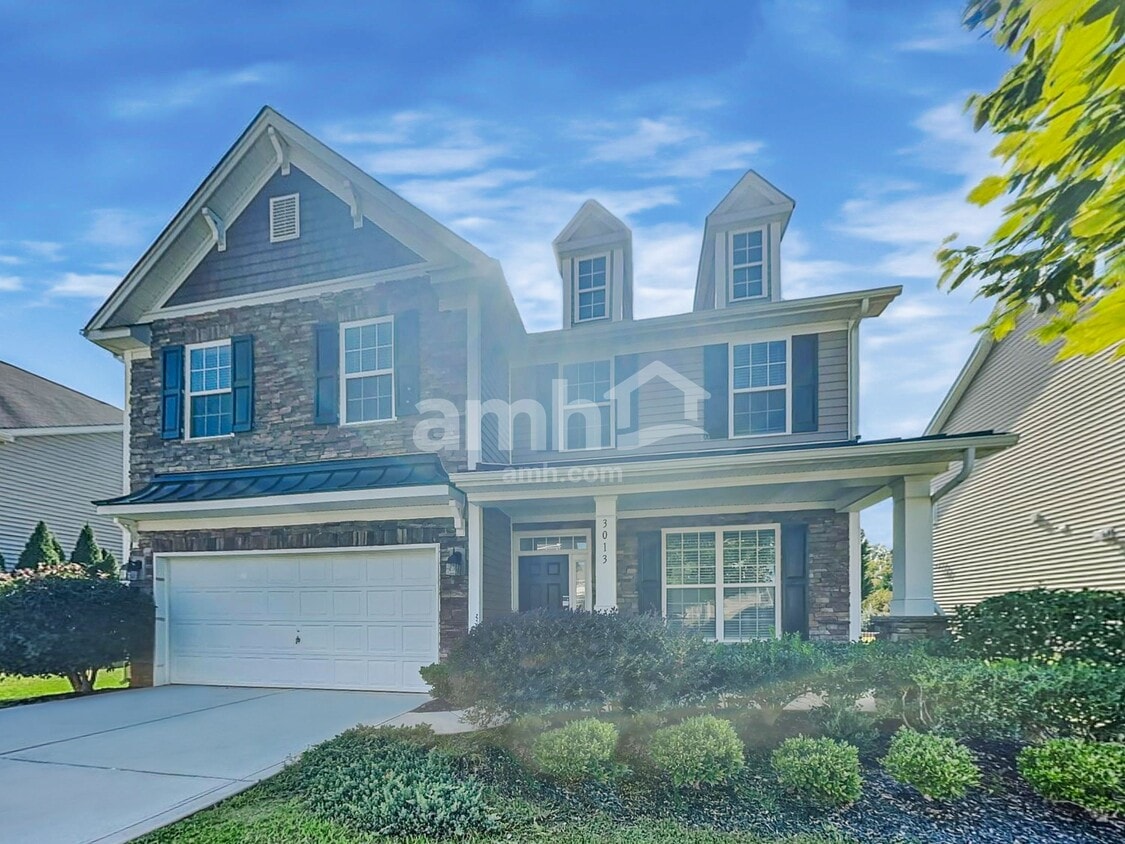 Primary Photo - 3013 Corrona Ln