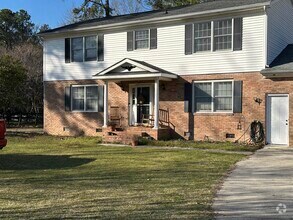 Building Photo - 1638 Huckleberry Dr