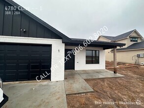 Building Photo - 4780 Clive -