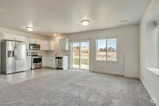 Building Photo - 4763 Silver Ridge Rd
