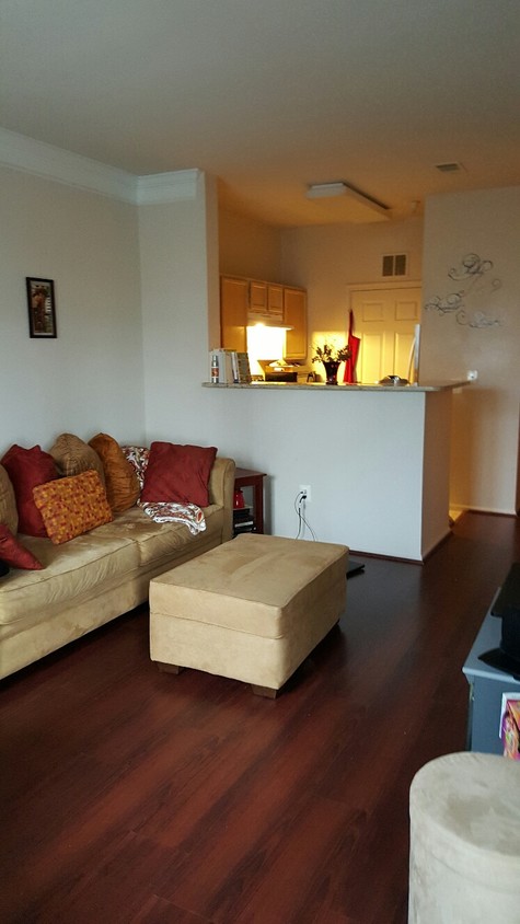 Foto principal - 1510 Spring Gate Dr