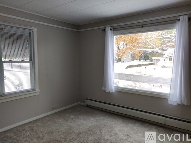 LIVING ROOM - 2131 14th St
