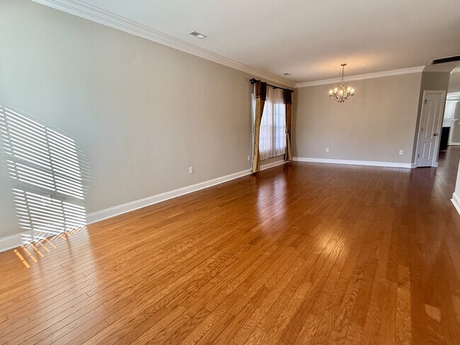 Foto del edificio - 5031 SE Valley Cove Dr