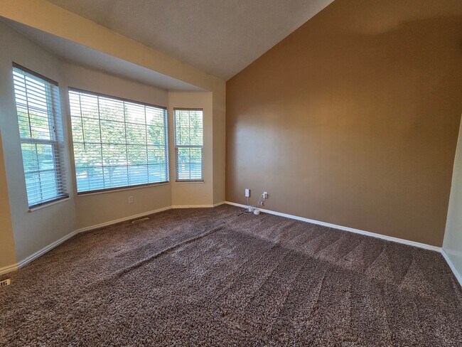 Foto del edificio - Charming Home in Woods Cross - Ready To Move!
