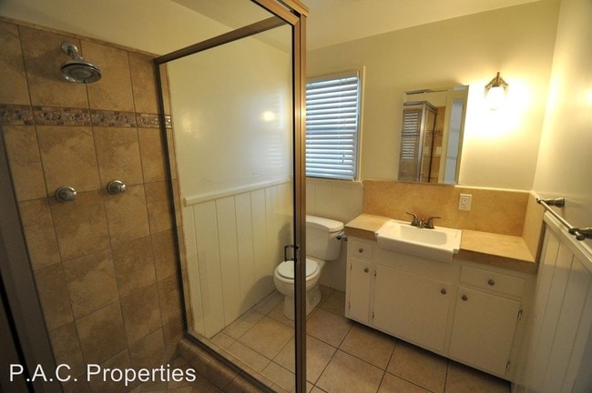 Building Photo - 24755 Golden Oak Ln
