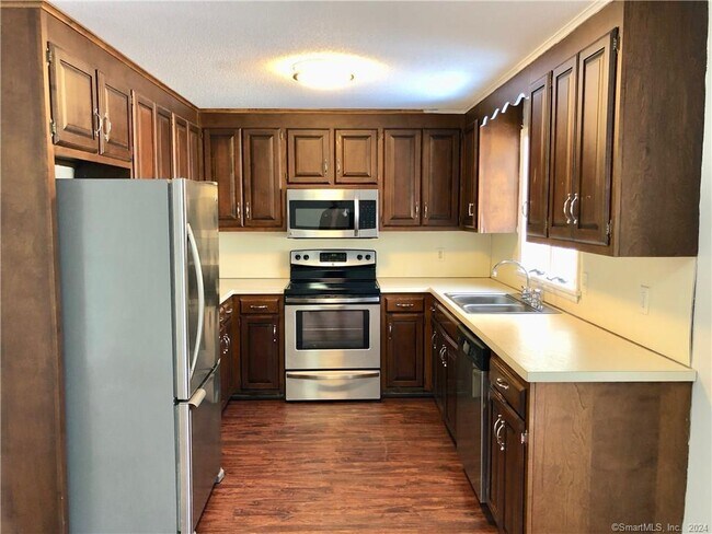 Foto del edificio - 1 St Marc Cir