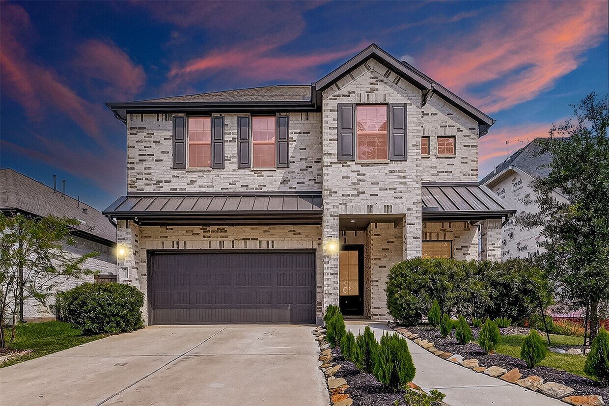 Foto principal - 10727 River Walk Dr