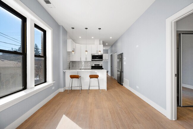 Foto del edificio - 2523 W Winona St