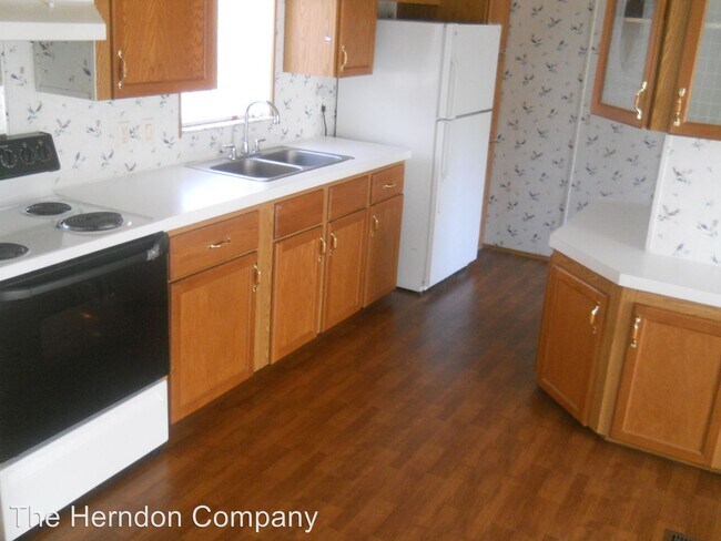 Building Photo - 2 br, 2 bath House - 1648 BCT Gin Road