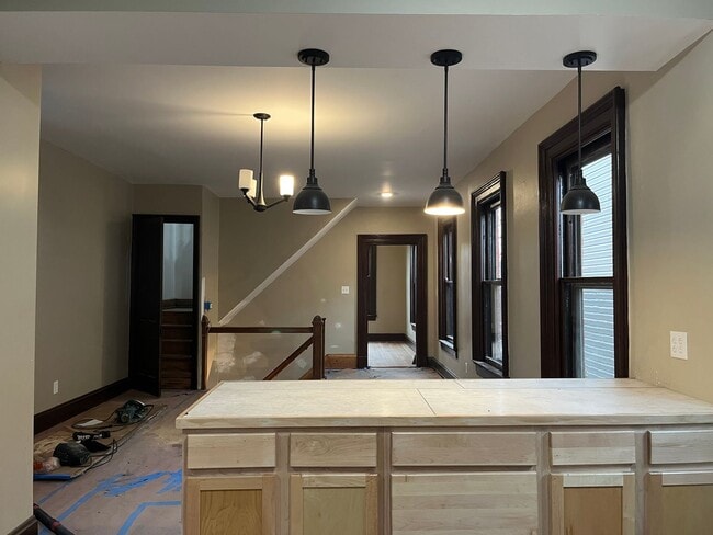 Photo - 1927 Scott St Apartment