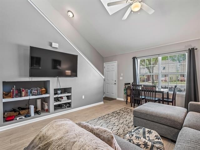 Foto del edificio - 4434 Gearhart Rd