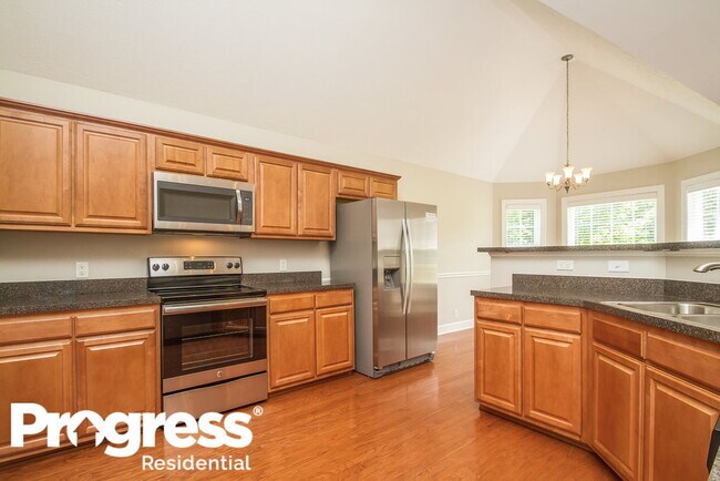 Building Photo - 1704 Bridgecrest Dr